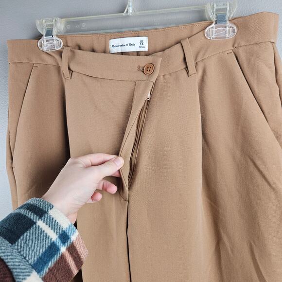 Abercrombie Tailored Relaxed Straight Leg Crossover Waist Pant Size 14 - Picture 3 of 9